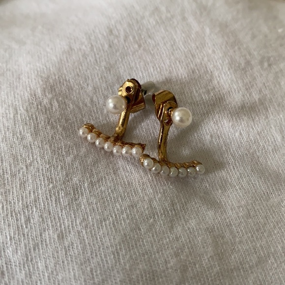 Assortment of earring(must take all) - Picture 2 of 7